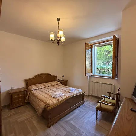La Casetta Del Cacciatore Apartment *